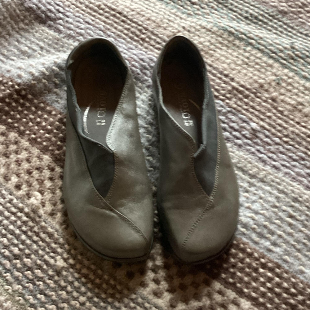 Naot Women's Gray Loafers